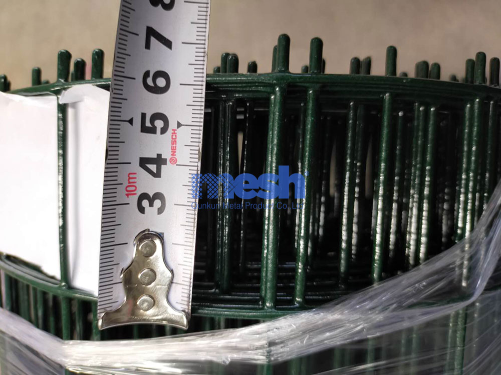 Holland Wire Mesh vs. Regular Welded Wire Mesh: Advantages and Differences