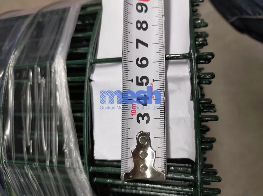 Elegant and Practical Holland Wire Mesh Fencing: Boosting Real Estate Value and Blending Aesthetics