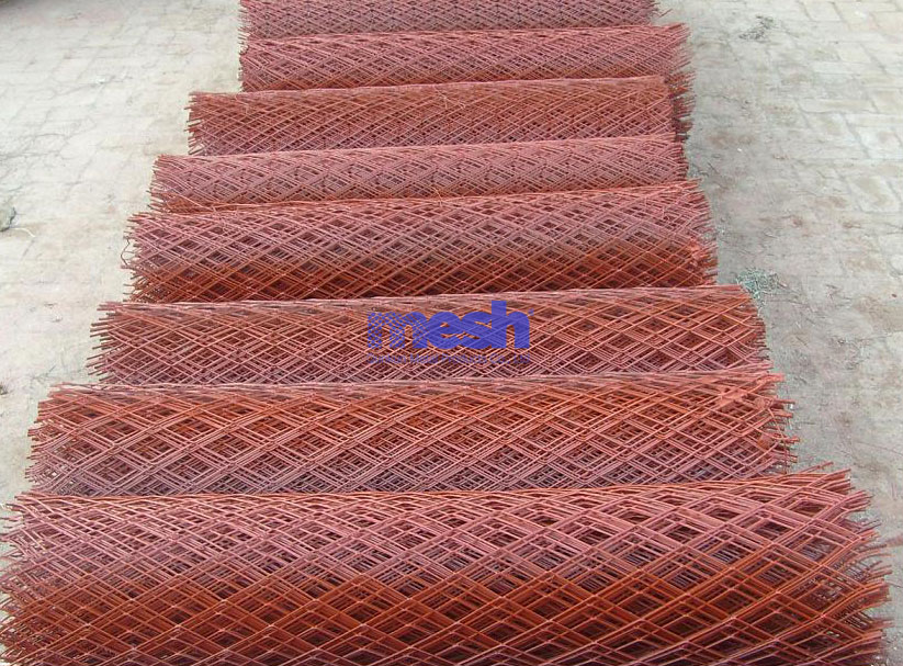 A Closer Look at Expanded Metal Mesh: Strength, Durability, and Functionality