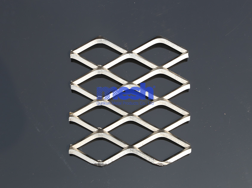 A Strong Foundation: The Structural Advantages of Expanded Metal Mesh
