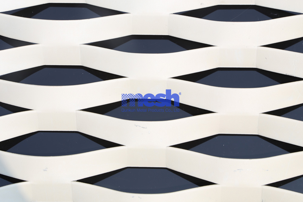 A Strong Foundation: The Structural Advantages of Expanded Metal Mesh