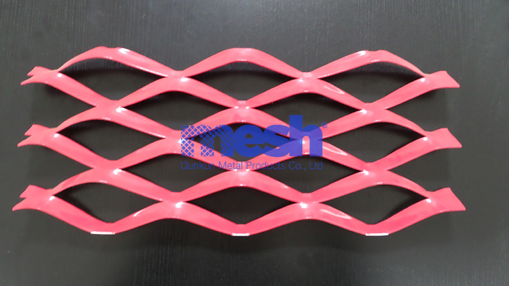 Innovation in Engineering: How Expanded Metal Mesh Enhances Functionality