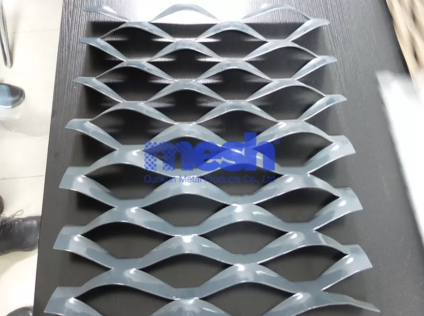 Precision in Production: Mastering the Art of Crafting Durable Expanded Metal Mesh
