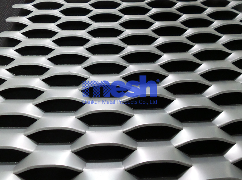 Securing Spaces Creatively: The Versatility of Expanded Metal Mesh in Modern Security Systems