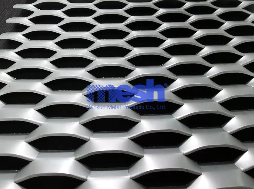 Securing Spaces Creatively: The Versatility of Expanded Metal Mesh in Modern Security Systems