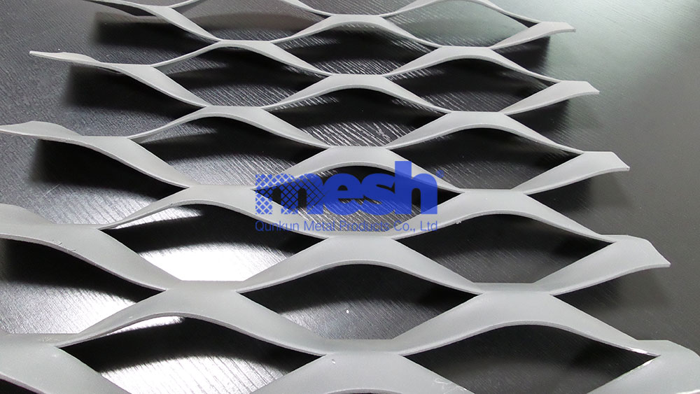 The Art of Transparency: Illuminating Spaces with Light and Enhancing Airflow through Expanded Metal Mesh