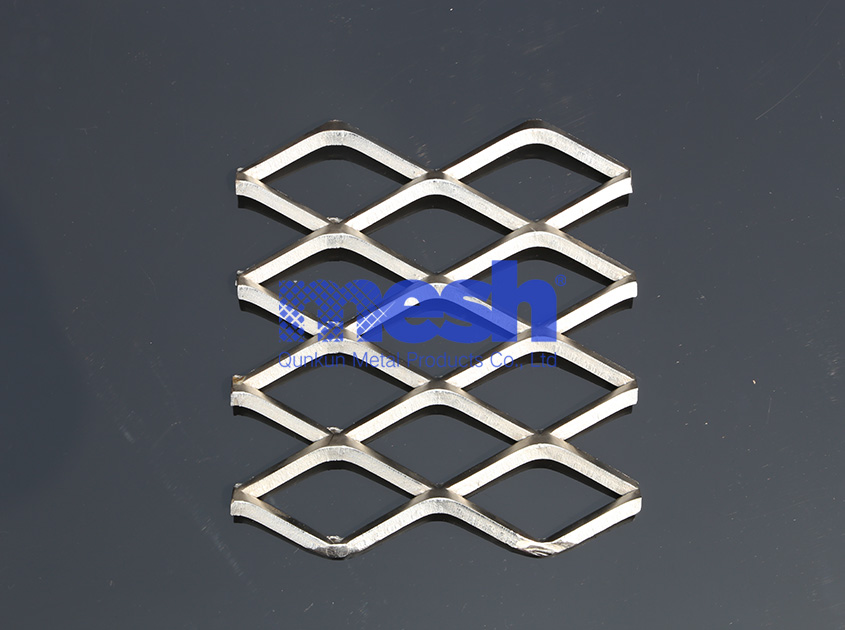 Explore the unique visual charm of Expanded Metal Mesh in indoor and outdoor decoration