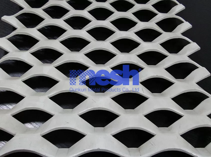 Exploring Expanded Metal Mesh Surface Treatment: Galvanizing, Coating and Corrosion Resistant Technology
