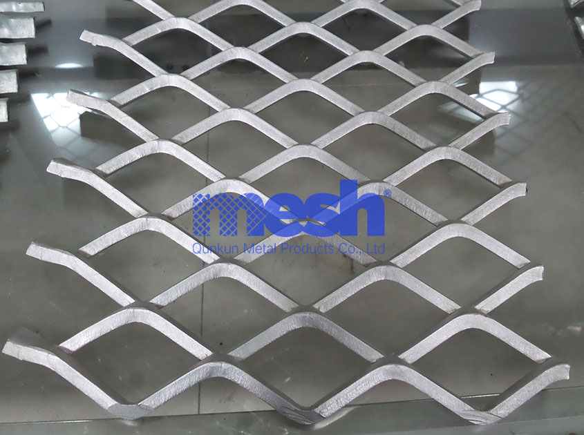 Realize the creative hand: steps and tips for installing Expanded Metal Mesh by yourself
