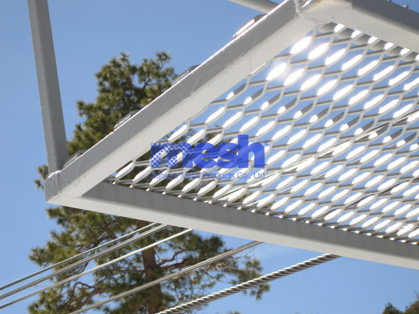Unveiling the Advantages: Harnessing the Power of Expanded Metal Mesh in Your Upcoming Construction Endeavor