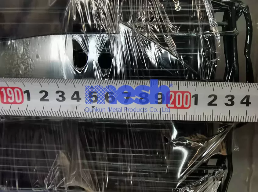 Unraveling the Intricacies of Holland Wire Mesh: Material, Fabrication, and Advantages