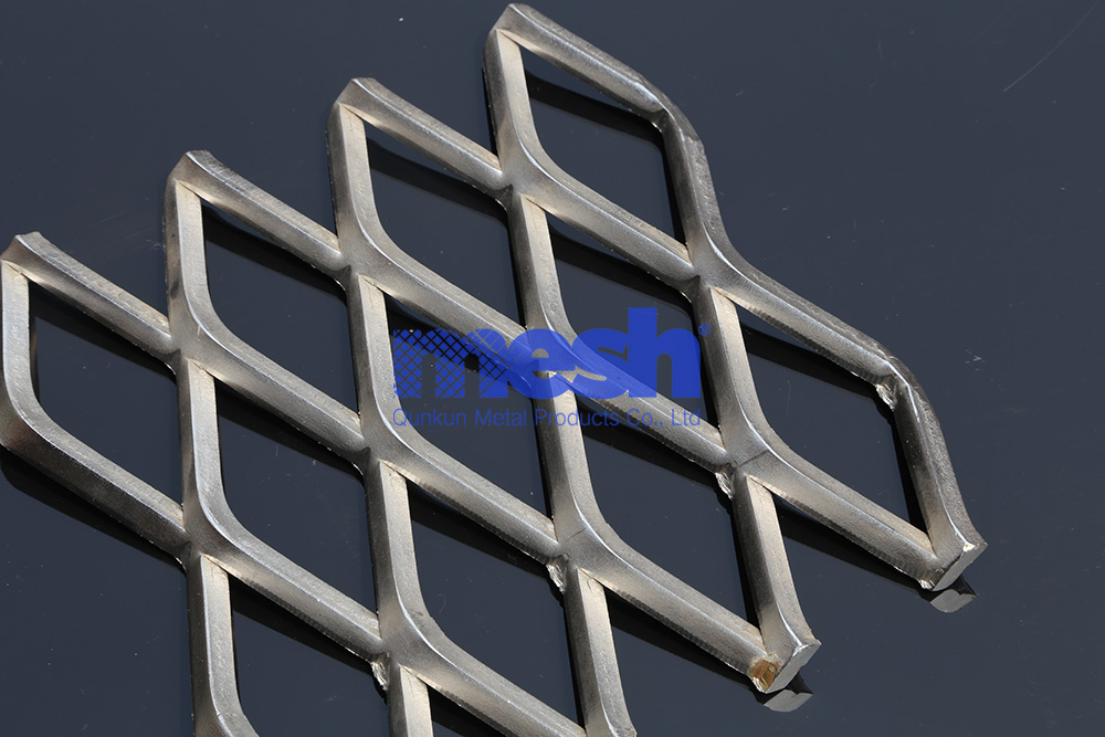 Unveiling the Wonders of Expanded Metal Mesh: A Beginner Guide