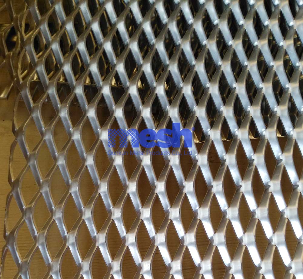 The Many Faces of Expanded Metal Mesh: An Introduction to this Versatile Material The Many Faces of Expanded Metal Mesh: An Introduction to this Versatile Material