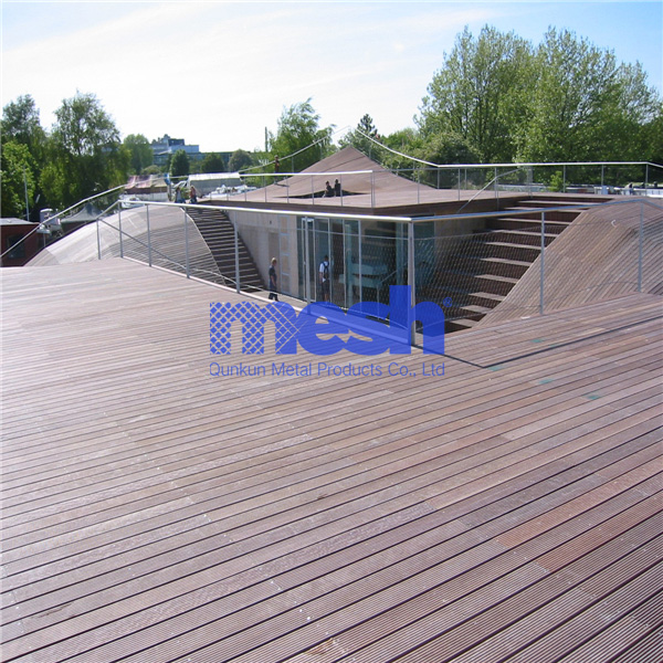 Why Architects Love Using Wire Rope Mesh in Building Design