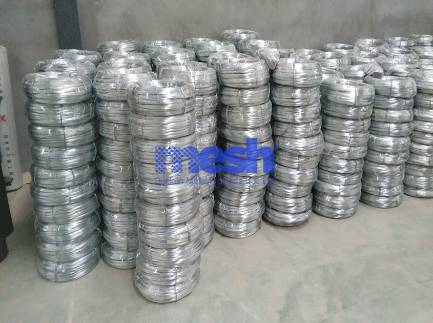 Comparing Galvanized Iron Wire to Other Corrosion-Resistant Materials