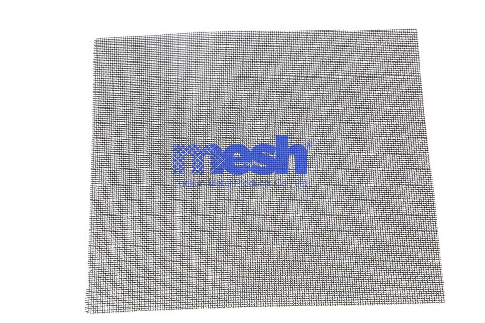 Stainless Steel Security Mesh vs. Tempered Glass: A Safety Debate