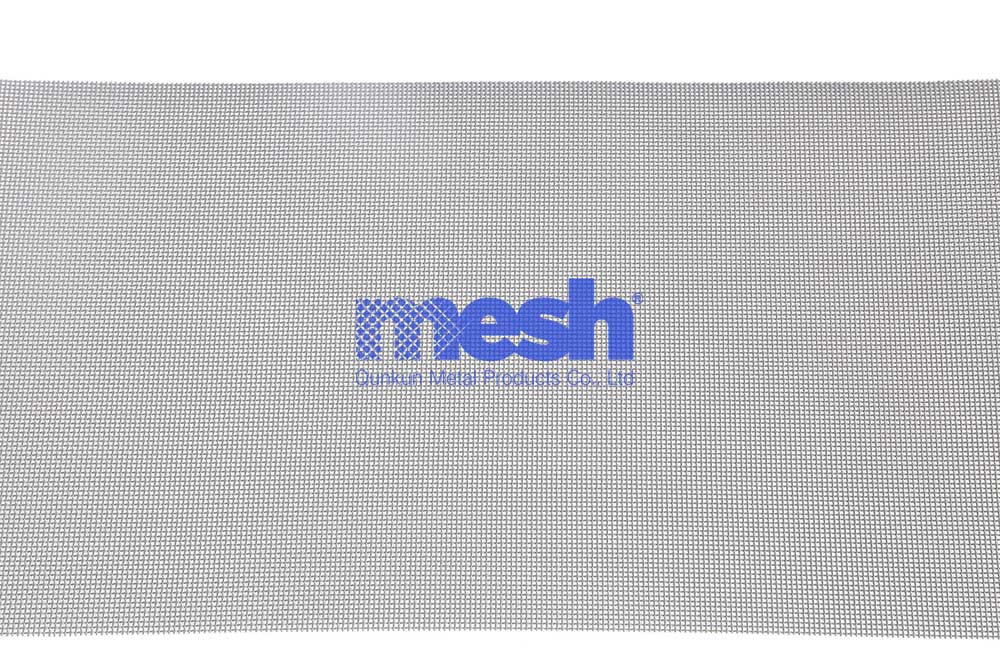 Stainless Steel Security Mesh vs. Tempered Glass: A Safety Debate