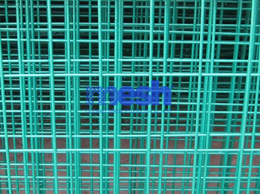 Beyond Boundaries: How Welded Wire Mesh Panel Redefines Fencing