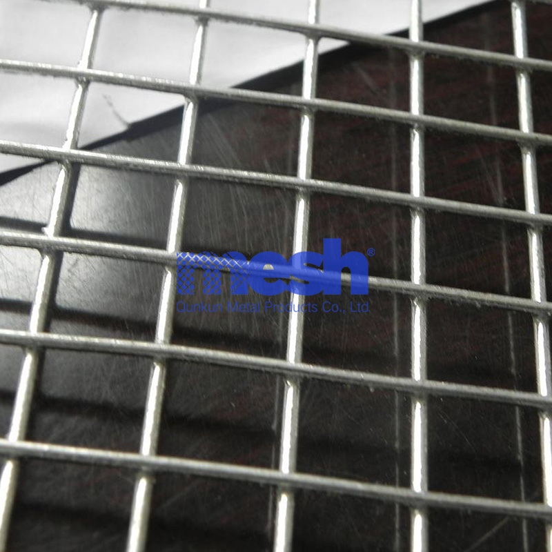 Weaving the Future: Trends in Welded Wire Mesh Panel Technology