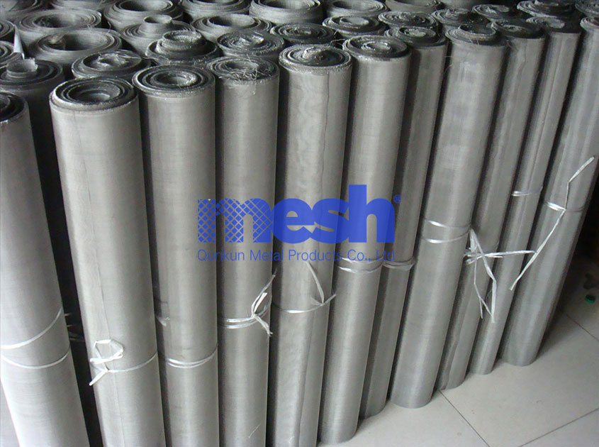 Stainless Steel Security Mesh vs. Mesh Screens: The Superior Choice