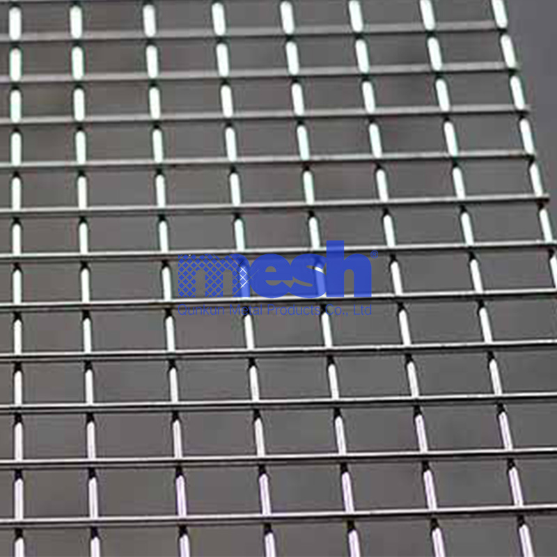 Guardians of Gardens: Welded Wire Mesh Panel for Horticulture
