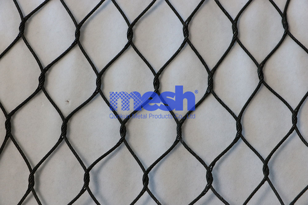 Choosing the Right Wire Rope Mesh: A Buyers Guide