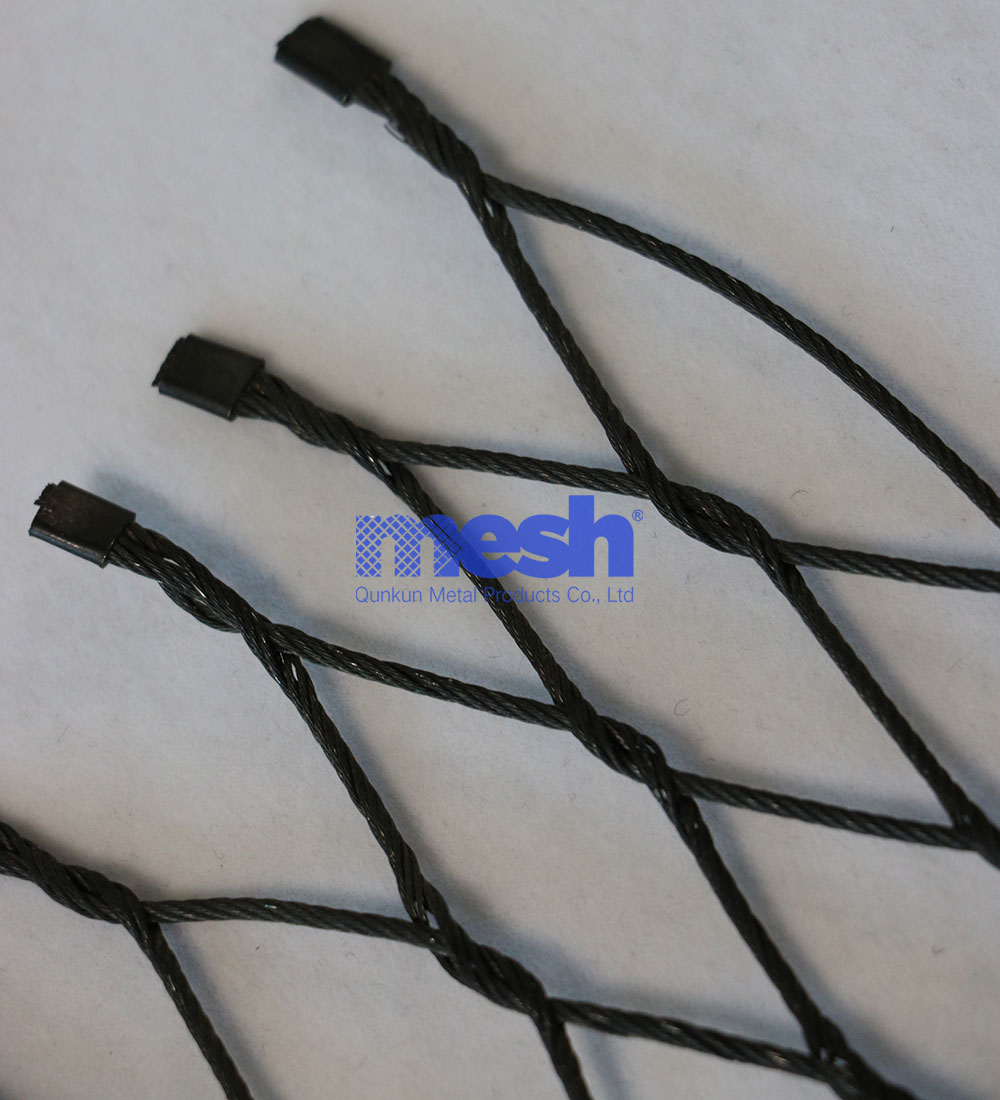 Innovative Designs with Wire Rope Mesh: Enhancing Spaces
