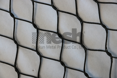 The Science Behind Wire Rope Mesh: Material and Composition