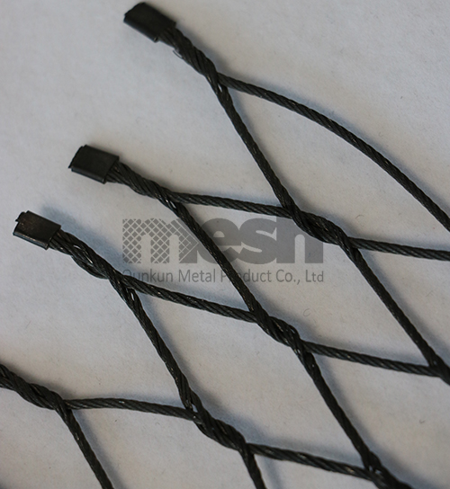 The Science Behind Wire Rope Mesh: Material and Composition
