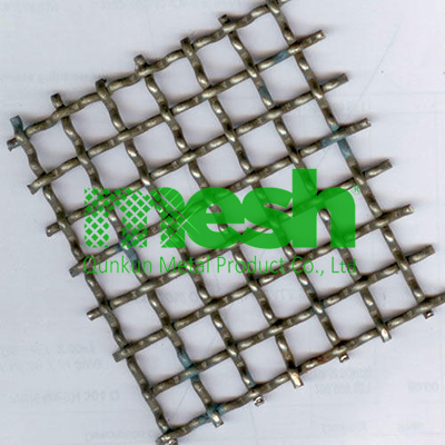 Revolutionizing Landscapes with Crimped Wire Mesh: Design Trends