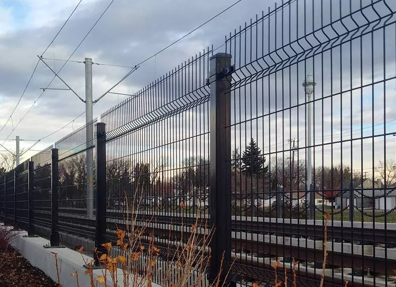 Welded Wire Mesh Fence