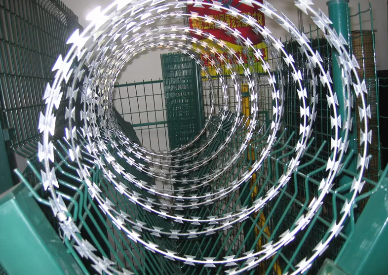 Concertina Razor Wire