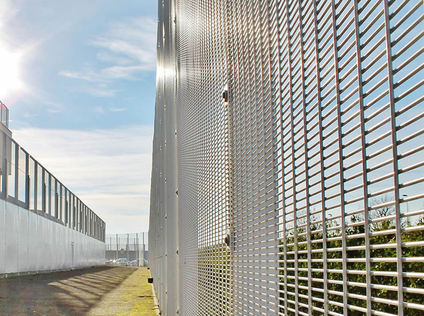 Temporary Safety Fences - Flexible and Removable Protection Systems Temporary Safety Fences - Flexible and Removable Protection Systems