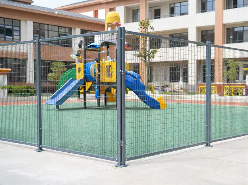 Why Is Welded Mesh Fence More Stable Than Chain Link Fence?
