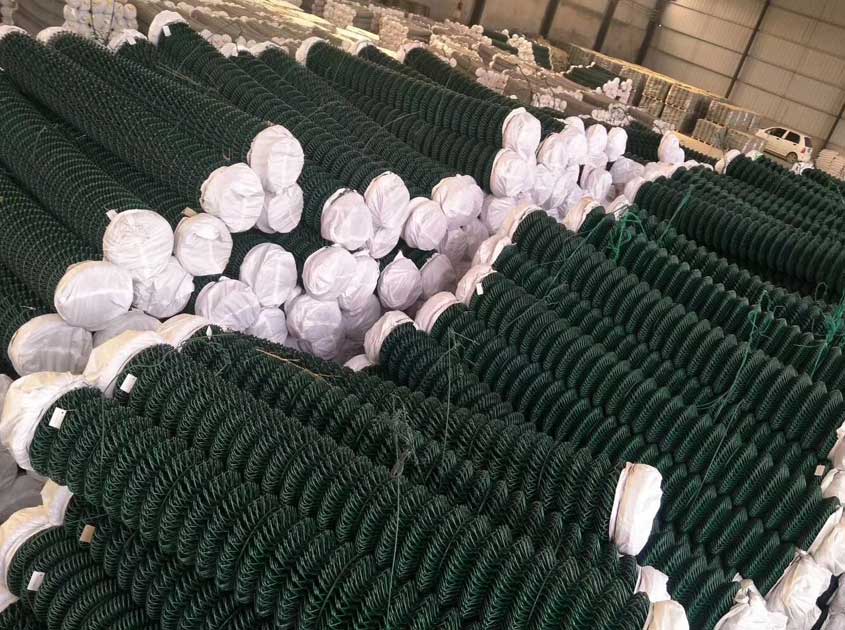 Wholesale Chain Link Fence Rolls for Construction Contractors Wholesale Chain Link Fence Rolls for Construction Contractors