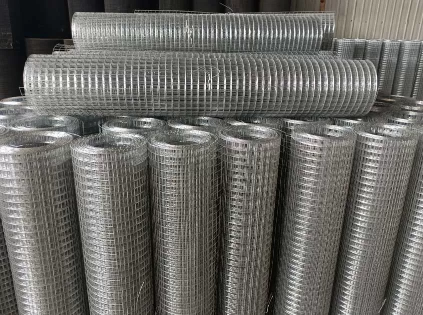 Welded Wire Mesh Roll: Complete Specifications and Applications Guide