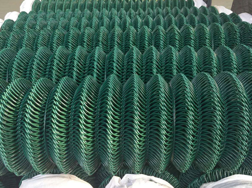 Chain Link Wire Mesh: Types, Specifications and Applications Guide