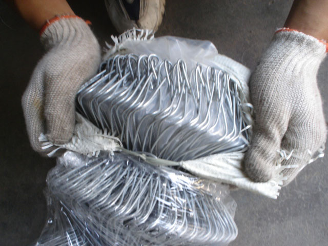 Chain Link Wire Mesh: Types, Specifications and Applications Guide