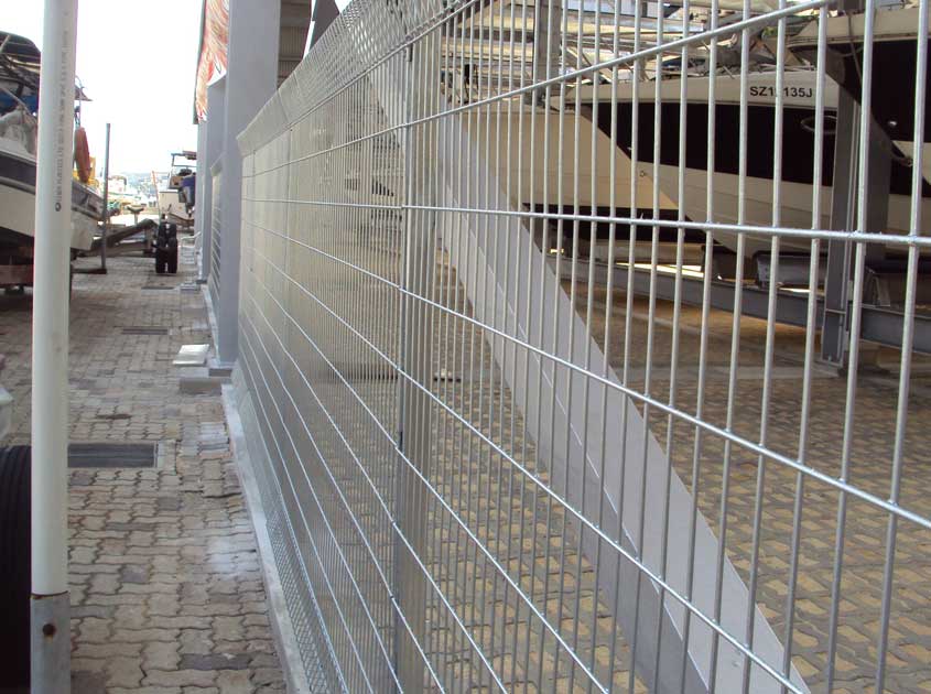 Welded Wire Mesh Rolls for Agriculture and Construction: Applications and Selection Guide Welded Wire Mesh Rolls for Agriculture and Construction: Applications and Selection Guide