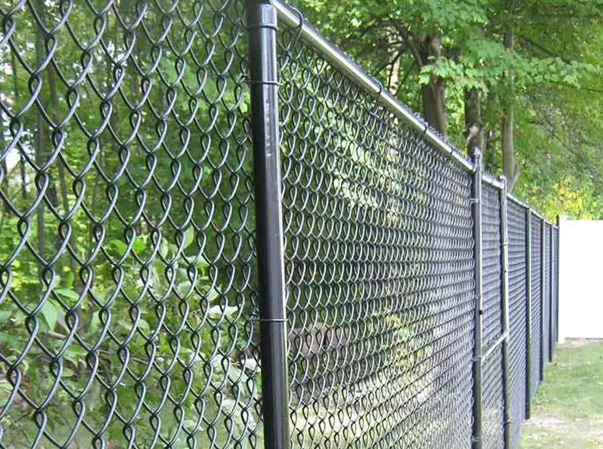How to Install a Chain Link Fence?