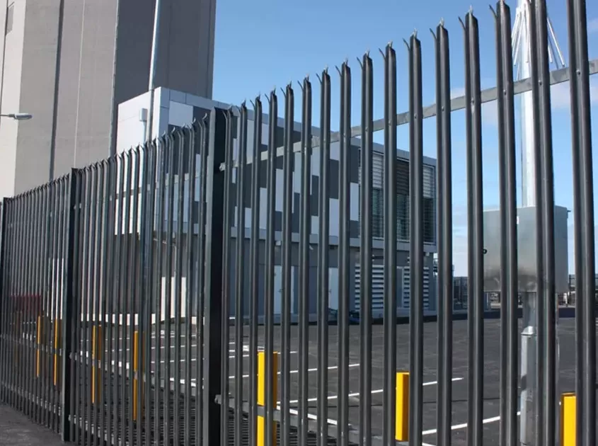 The Complete Guide to Palisade Fencing