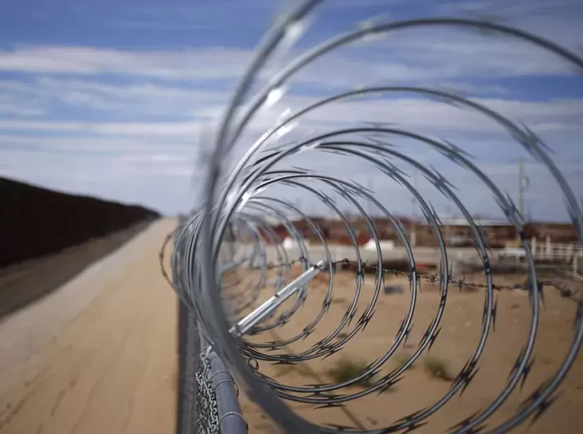 The Ultimate Guide to Concertina Razor Wire